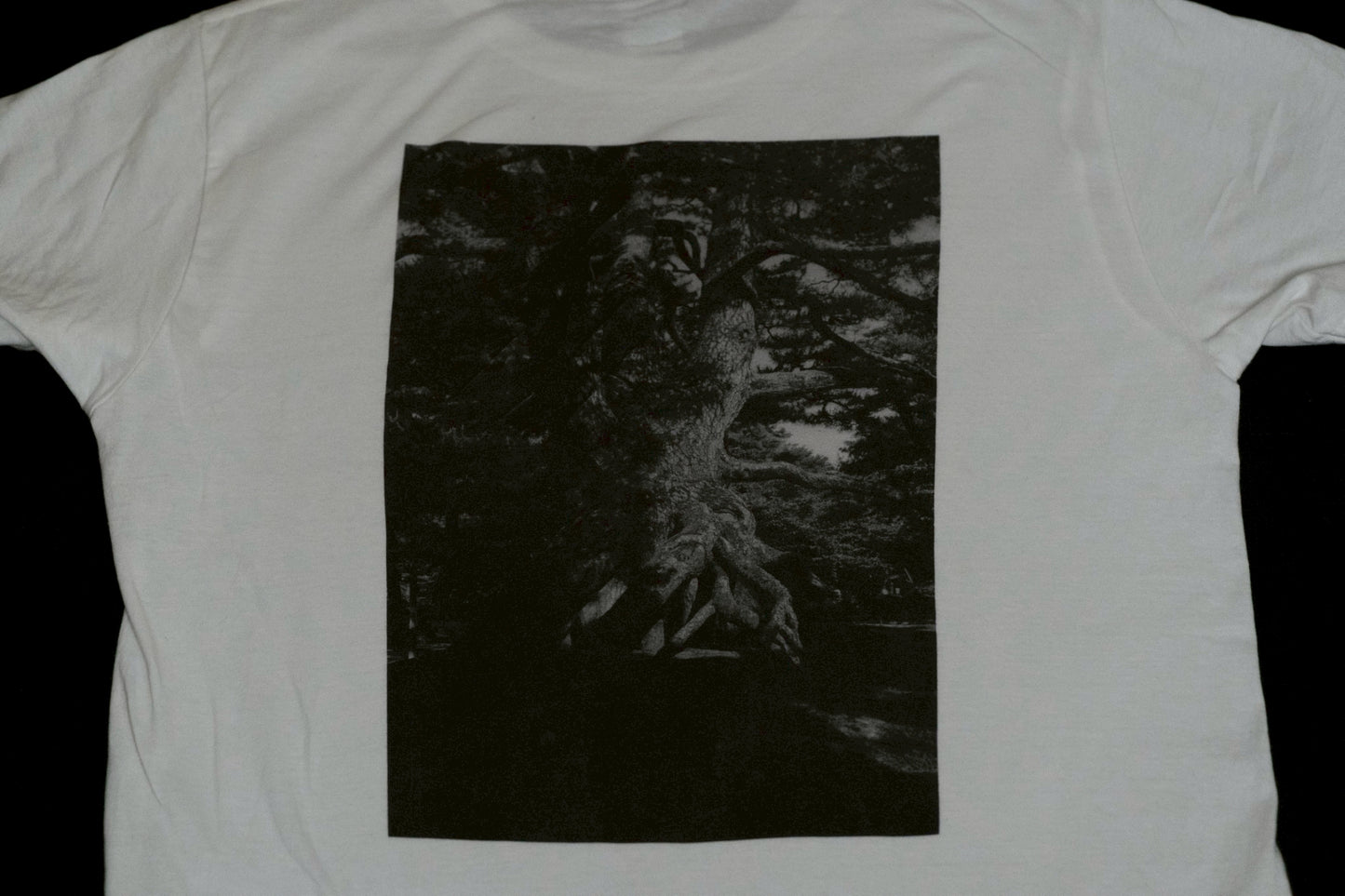 “場”T-shirt | MARUKI NAITO