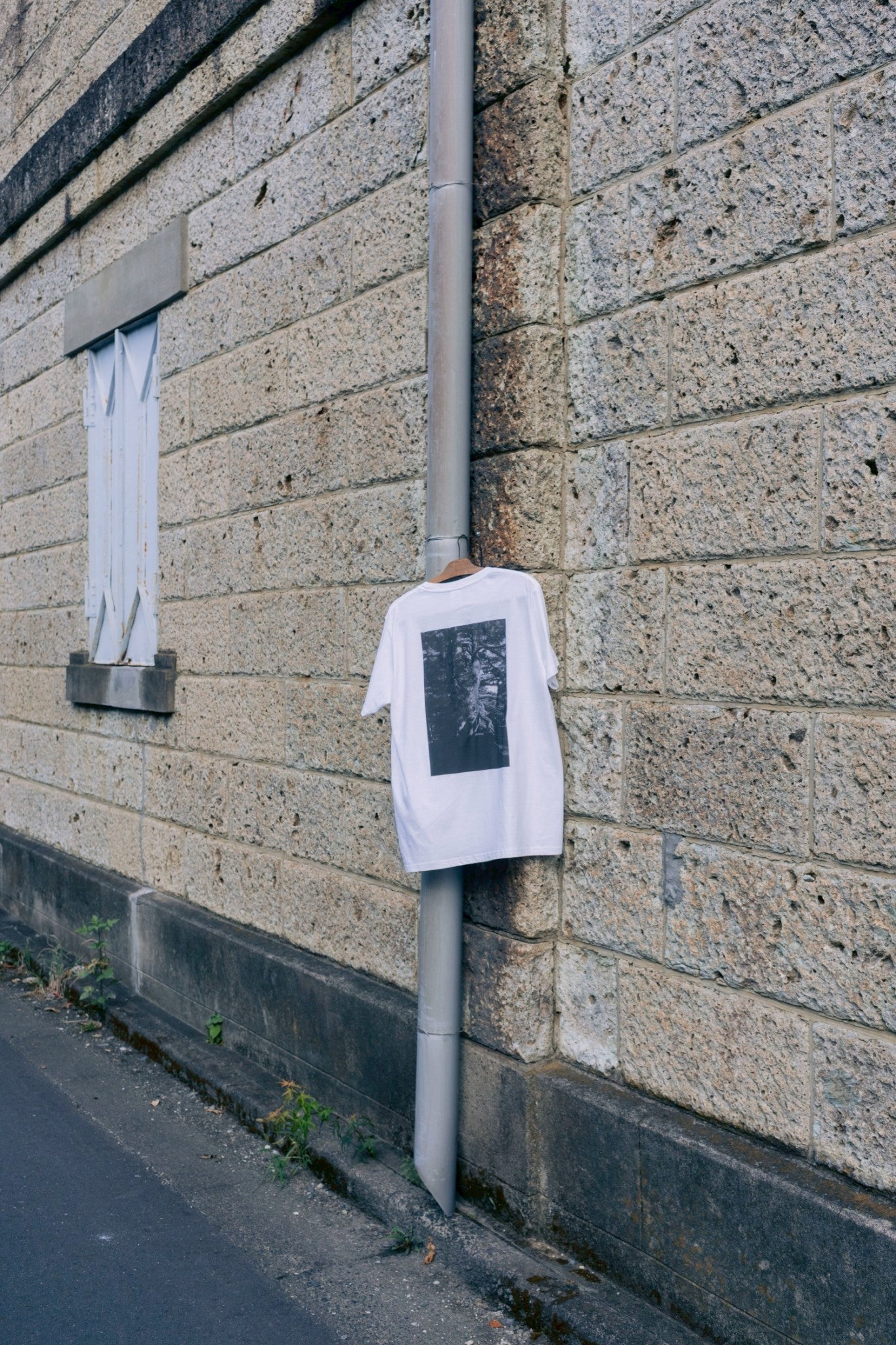 “場”T-shirt | MARUKI NAITO